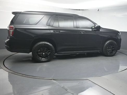 Used 2022 Chevrolet Tahoe RST w/ Luxury Package AWD/4WD image 8