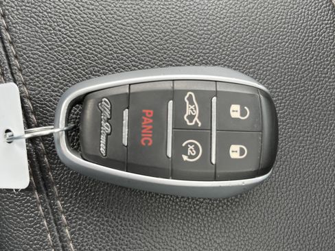 Used 2018 Alfa Romeo Stelvio Ti Sport image 36