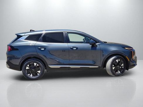 New 2026 Kia Sportage LX FWD image 3