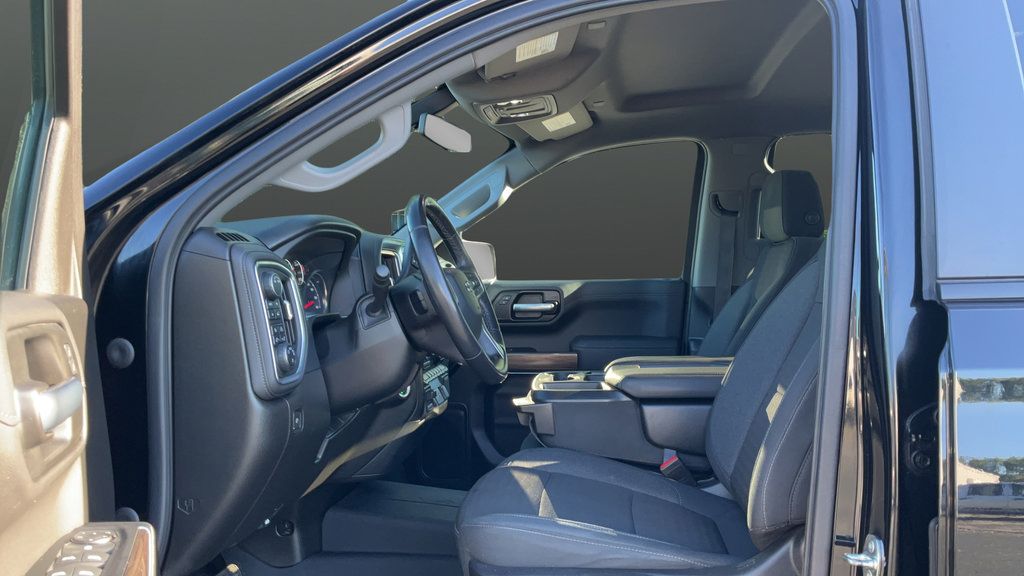 Certified 2021 Chevrolet Silverado 1500 RST AWD/4WD image 16