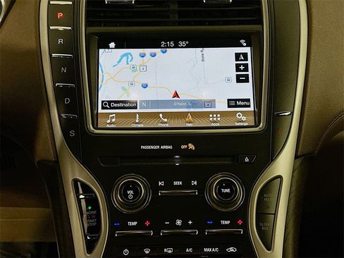 Used 2018 Lincoln MKX Reserve w/ Lincoln MKX Climate Package image 13