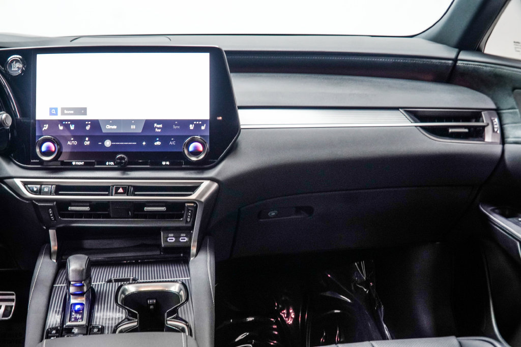 Used 2024 Lexus RX 350 F Sport w/ Convenience Package AWD/4WD image 21
