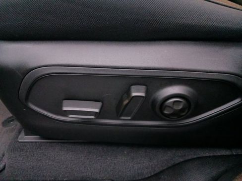 Used 2025 Jeep Grand Cherokee Laredo X w/ Luxury Tech Group I image 26