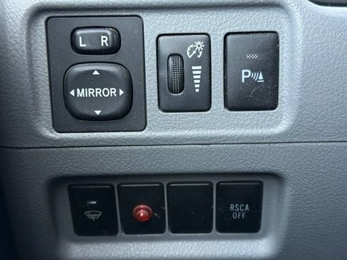 Used 2012 Toyota 4Runner SR5 AWD/4WD image 17