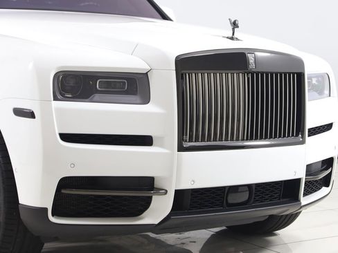 Used 2024 Rolls-Royce Cullinan Black Badge AWD/4WD image 71