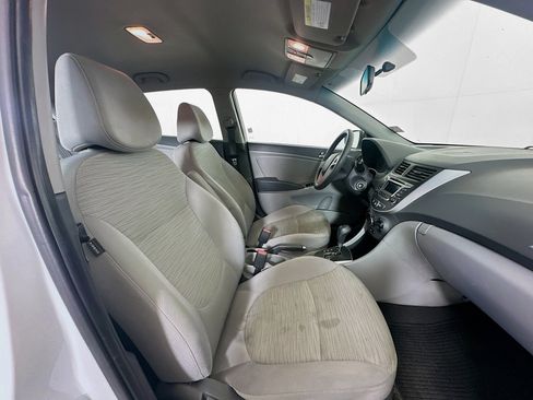 Used 2016 Hyundai Accent SE FWD image 27