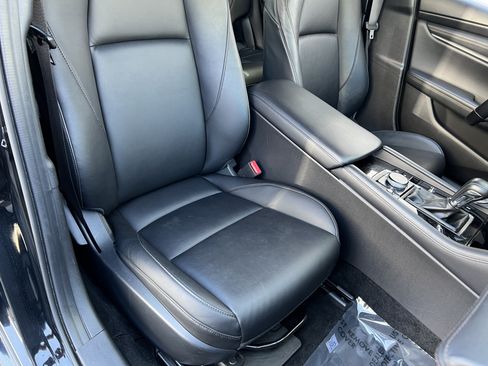 Used 2025 MAZDA MAZDA3 s Sport FWD image 24
