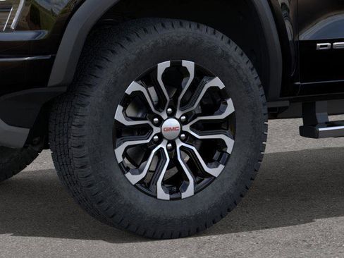 New 2026 GMC Canyon Denali image 9