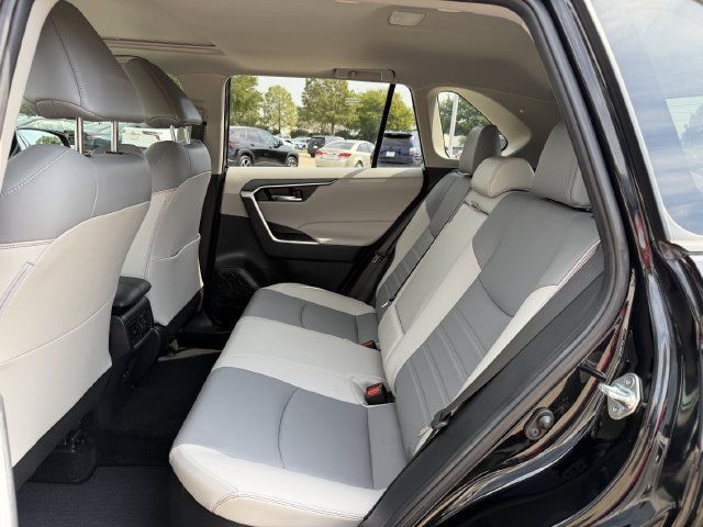 Used 2023 Toyota RAV4 XLE Premium AWD/4WD image 26