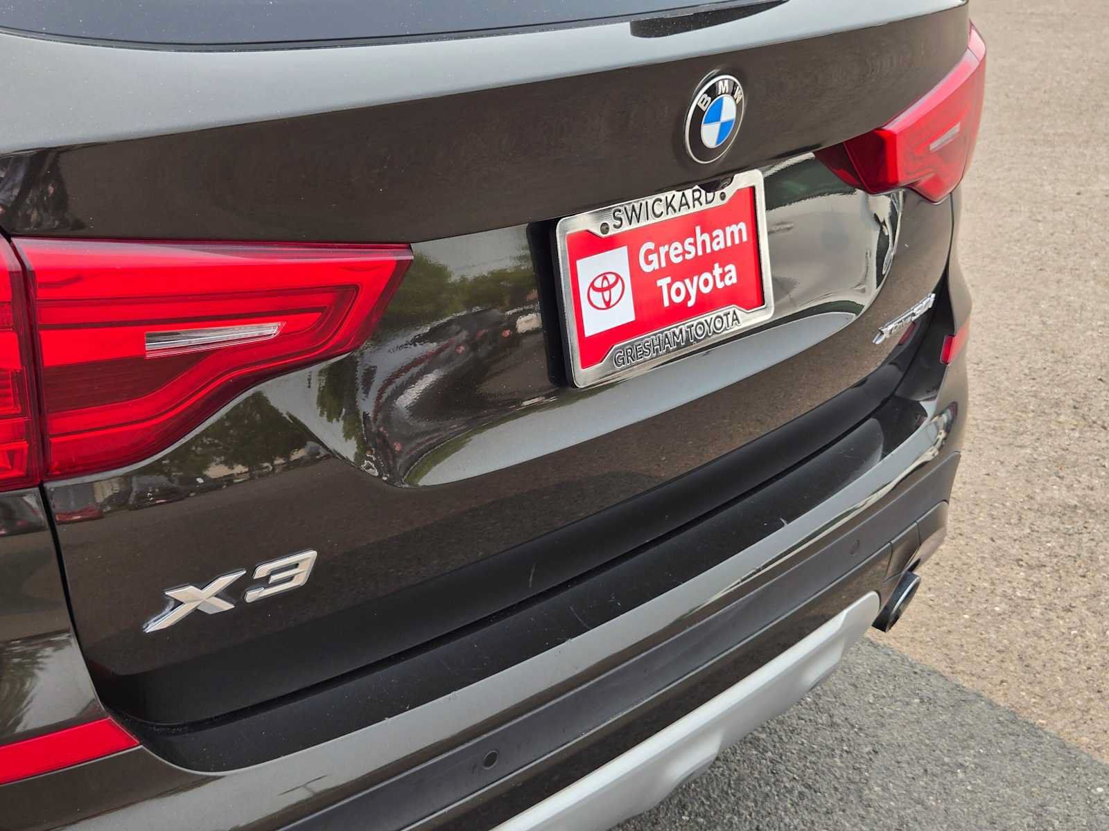 Used 2019 BMW X3 xDrive30i w/ Driving Assistance Package AWD/4WD image 16