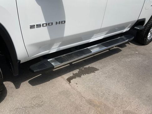 Used 2024 Chevrolet Silverado 2500 LT image 6