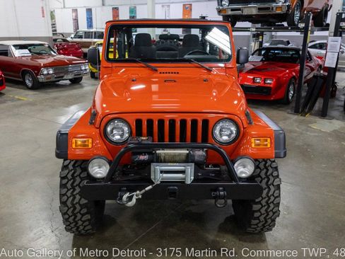 Used 2005 Jeep Wrangler Rubicon AWD/4WD image 12