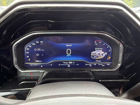 Used 2025 Chevrolet Silverado 2500 LTZ w/ Trail Boss Package AWD/4WD image 30