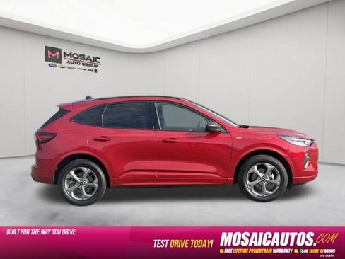 Used 2023 Ford Escape ST-Line w/ Tech Pack #1 AWD/4WD image 8