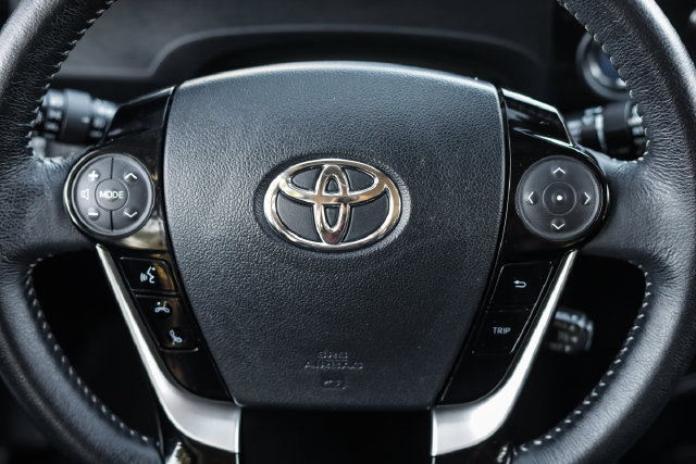 Used 2018 Toyota Prius C Four FWD image 28