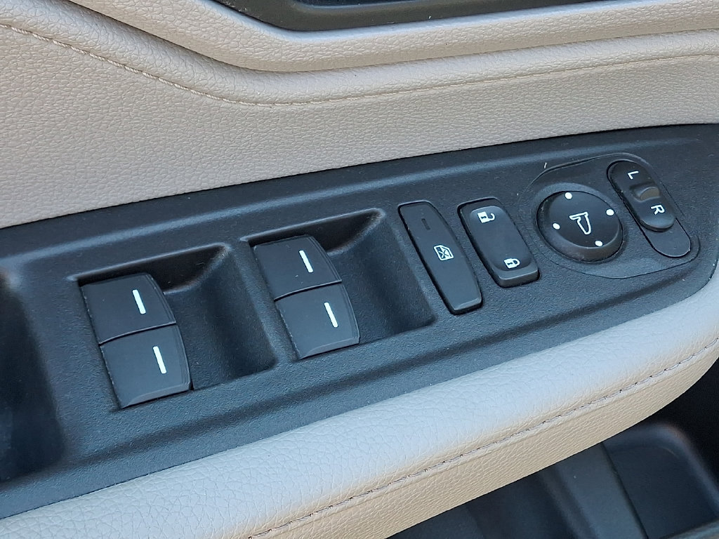 Used 2019 Honda Odyssey EX image 27