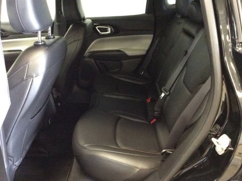 Used 2024 Jeep Compass Limited image 33