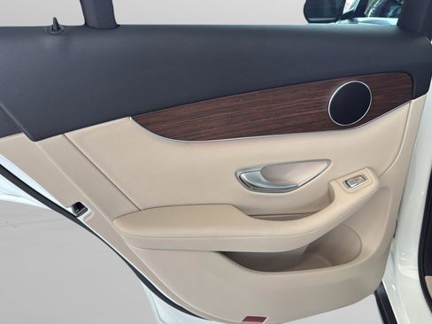 Certified 2022 Mercedes-Benz GLC 300 image 21