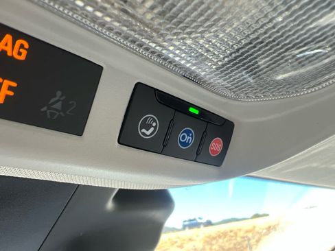 Used 2024 Chevrolet Trax LT FWD image 22