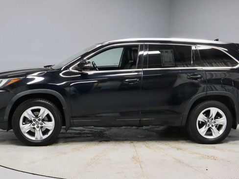 Used 2019 Toyota Highlander Limited AWD/4WD image 9