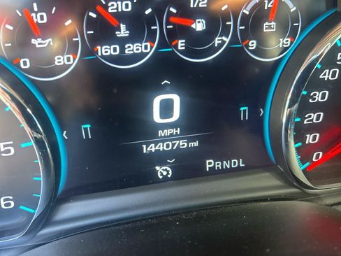 Used 2019 GMC Yukon XL Denali RWD image 18