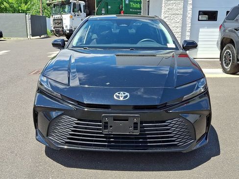 Used 2025 Toyota Camry LE FWD image 2