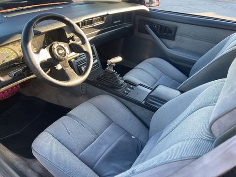 Used 1991 Chevrolet Camaro RS image 11