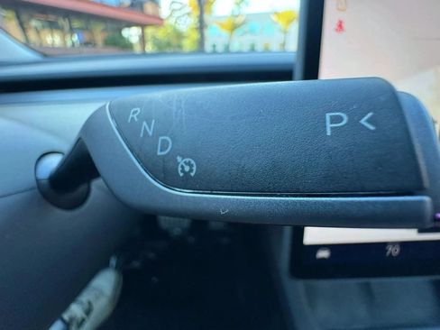 Used 2023 Tesla Model 3 Standard Range RWD image 23