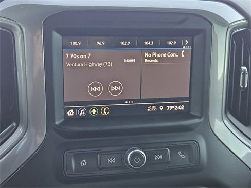 Used 2020 Chevrolet Silverado 1500 Custom w/ Custom Value Package image 16