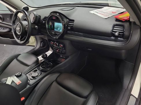 Used 2017 MINI Cooper Clubman S image 25