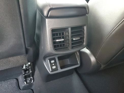 Certified 2024 Kia Seltos S image 16