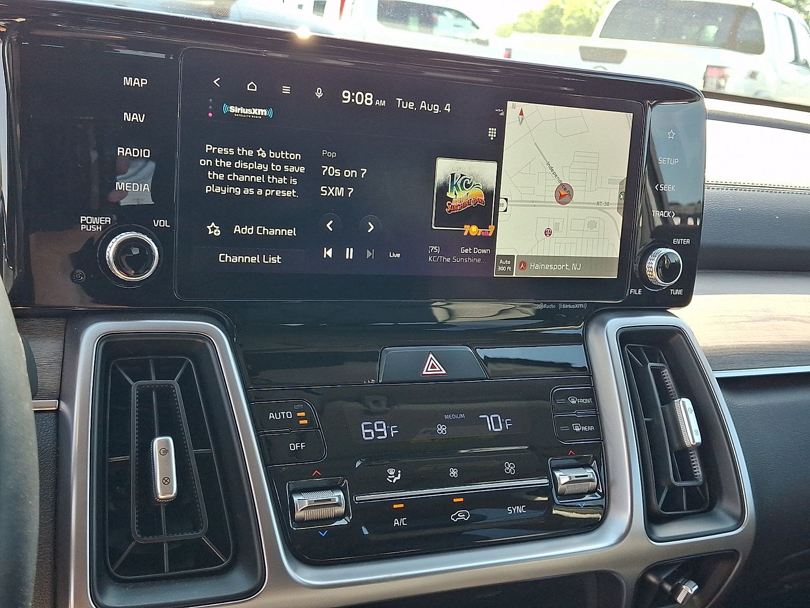 Used 2023 Kia Sorento S w/ Panoramic Sunroof Package AWD/4WD image 21