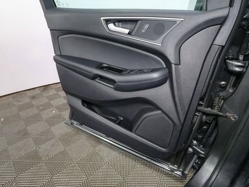 Used 2019 Ford Edge SEL w/ Equipment Group 201A AWD/4WD image 35