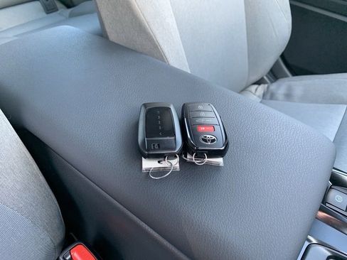 New 2026 Toyota Camry XLE image 32