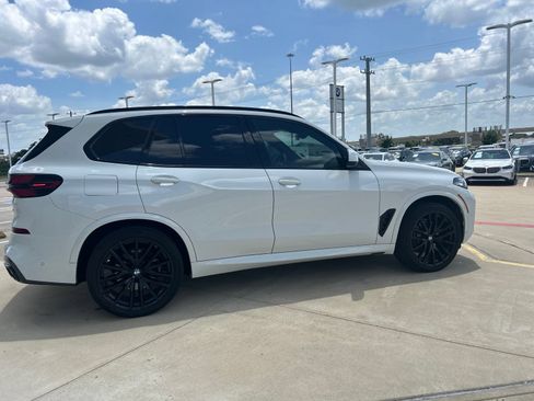 Used 2024 BMW X5 sDrive40i w/ M Sport Package RWD image 8