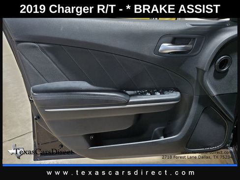 Used 2019 Dodge Charger R/T image 8