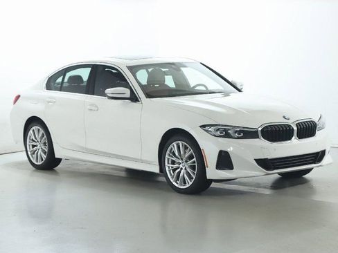 Certified 2024 BMW 330i xDrive Sedan w/ Convenience Package AWD/4WD image 10