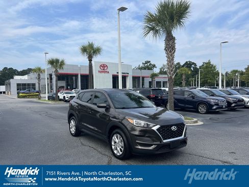 Used 2019 Hyundai Tucson SE FWD image 1