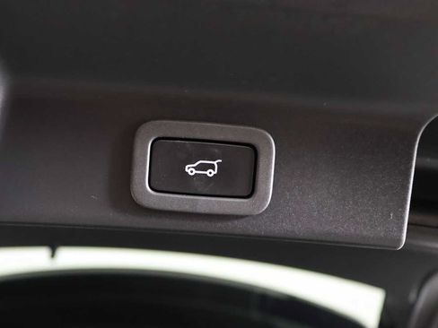 Used 2021 Jaguar F-PACE S AWD/4WD image 26