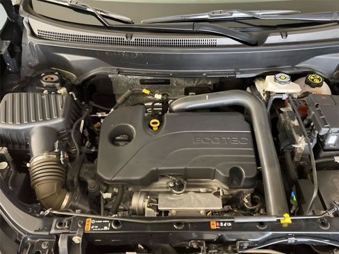 Certified 2024 Chevrolet Equinox LT w/ LPO, Floor Liner Package FWD image 23