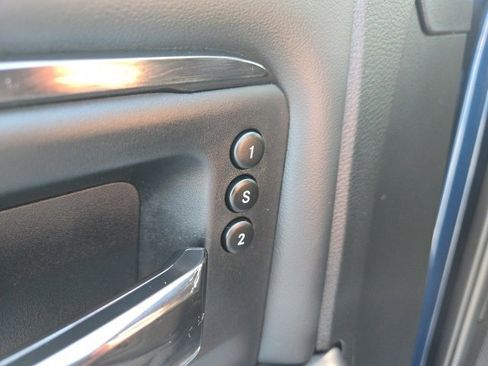 Used 2024 RAM 2500 Limited image 38