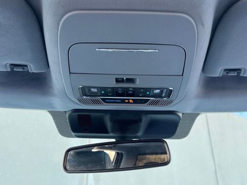 Used 2023 Ford F150 Limited image 22