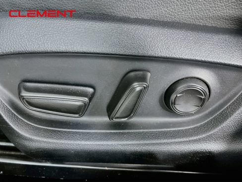 Used 2023 Toyota Camry SE w/ Convenience Package FWD image 27