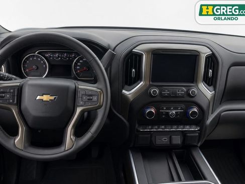 Used 2020 Chevrolet Silverado 1500 High Country w/ Safety Package II AWD/4WD image 11