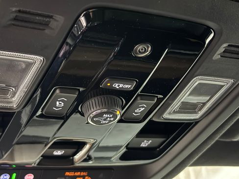 New 2025 Cadillac Escalade ESV Premium Luxury Platinum image 43