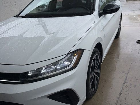 Used 2025 Volkswagen Jetta Sport FWD image 1