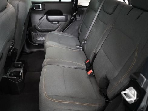 Used 2025 Jeep Wrangler Unlimited Sport AWD/4WD image 26