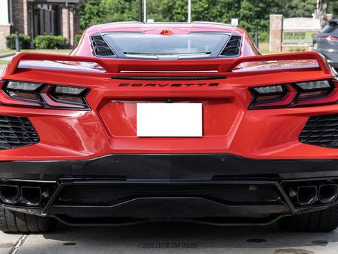 Used 2024 Chevrolet Corvette Stingray Premium Cpe w/ Z51 Performance Package RWD image 7