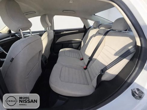 Used 2018 Ford Fusion S image 12