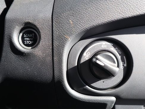 Certified 2024 Nissan Frontier SV w/ SV Convenience Package image 25